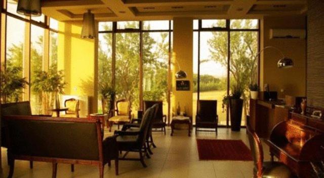 Ateron Suites Hotel & Spa Аминтайо Екстериор снимка