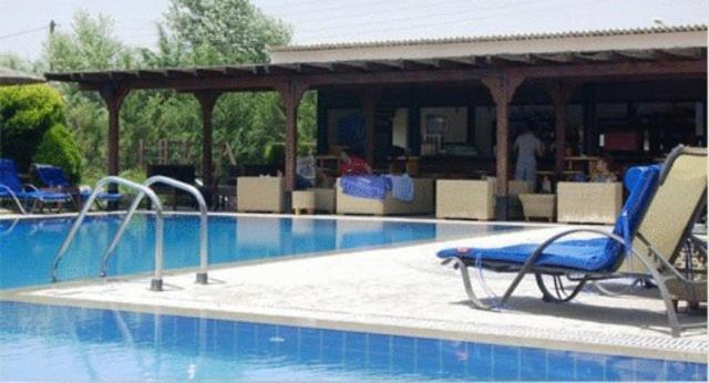 Ateron Suites Hotel & Spa Аминтайо Екстериор снимка